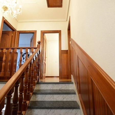 فيلا Housing Leon Casa Con Jardin المظهر الخارجي الصورة