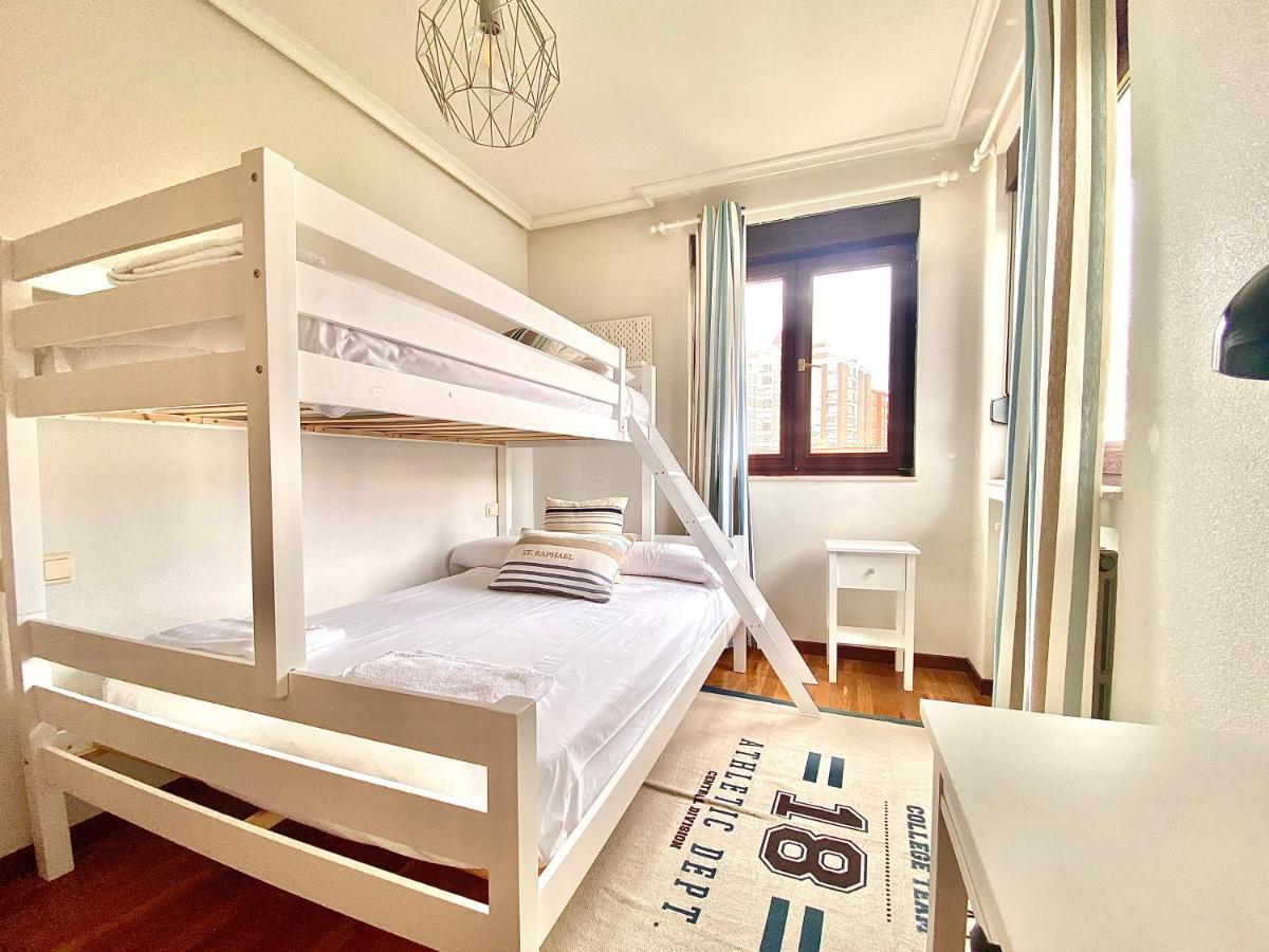 فيلا Housing Leon Casa Con Jardin المظهر الخارجي الصورة